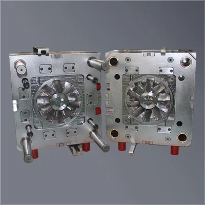 stampo per iniezione plastica